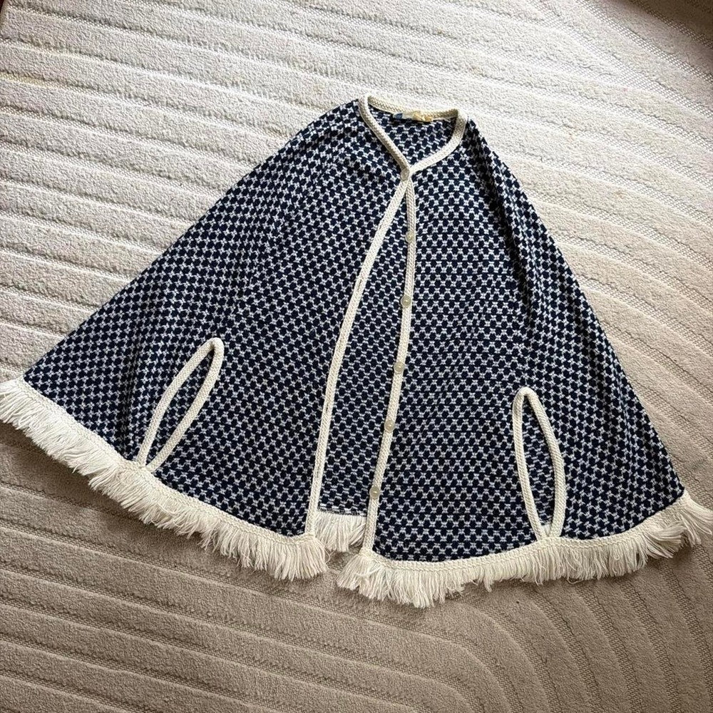 Vtg 60s Sears Knit Poncho Sweater One Size Retro Preppy Chic MCM Outdoor